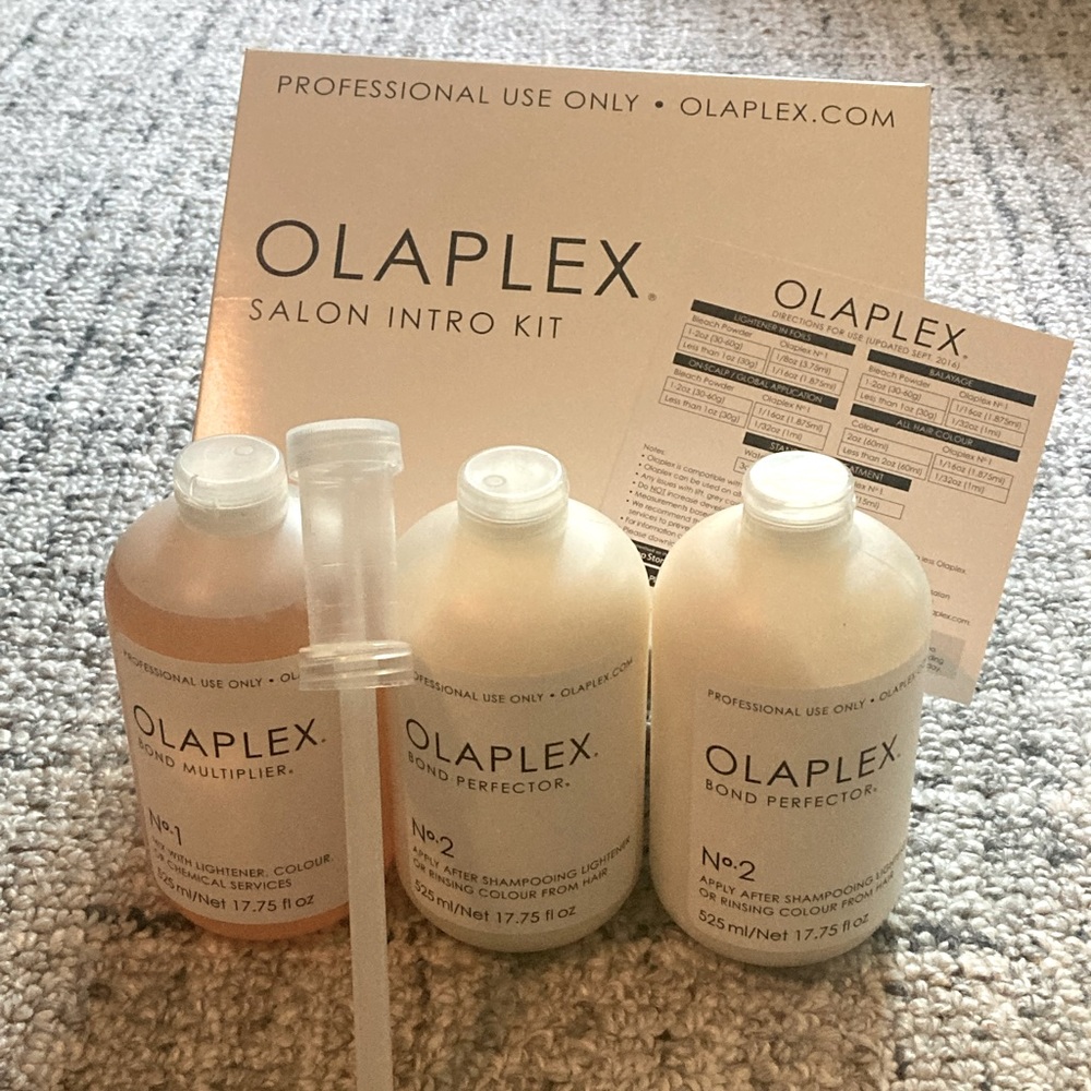 Salon Intro Kit: Brand new professional size Olaplex No.1 & No.2 (140 uses)